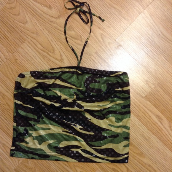 $7! Crop halter! Perfect Festival/Club/Street Look - Picture 6 of 6